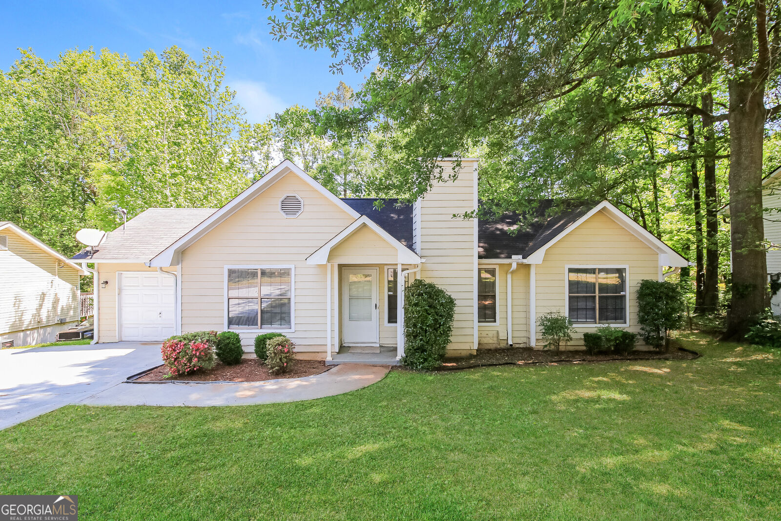 Property Photo:  164 Adrian Drive  GA 30281 