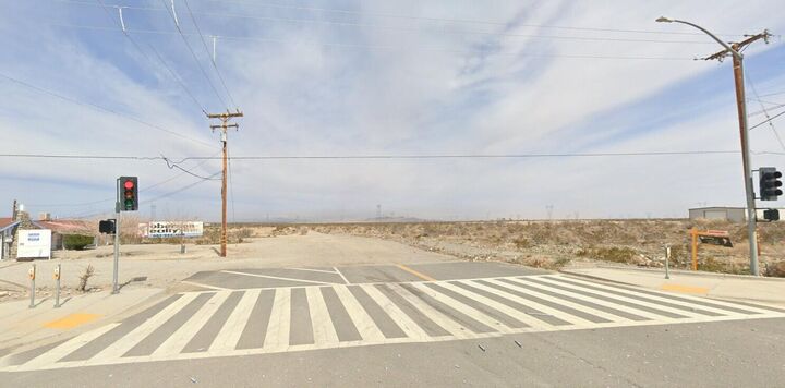 Property Photo: 34630 Longview &Amp Ave V2 Road CA 93553