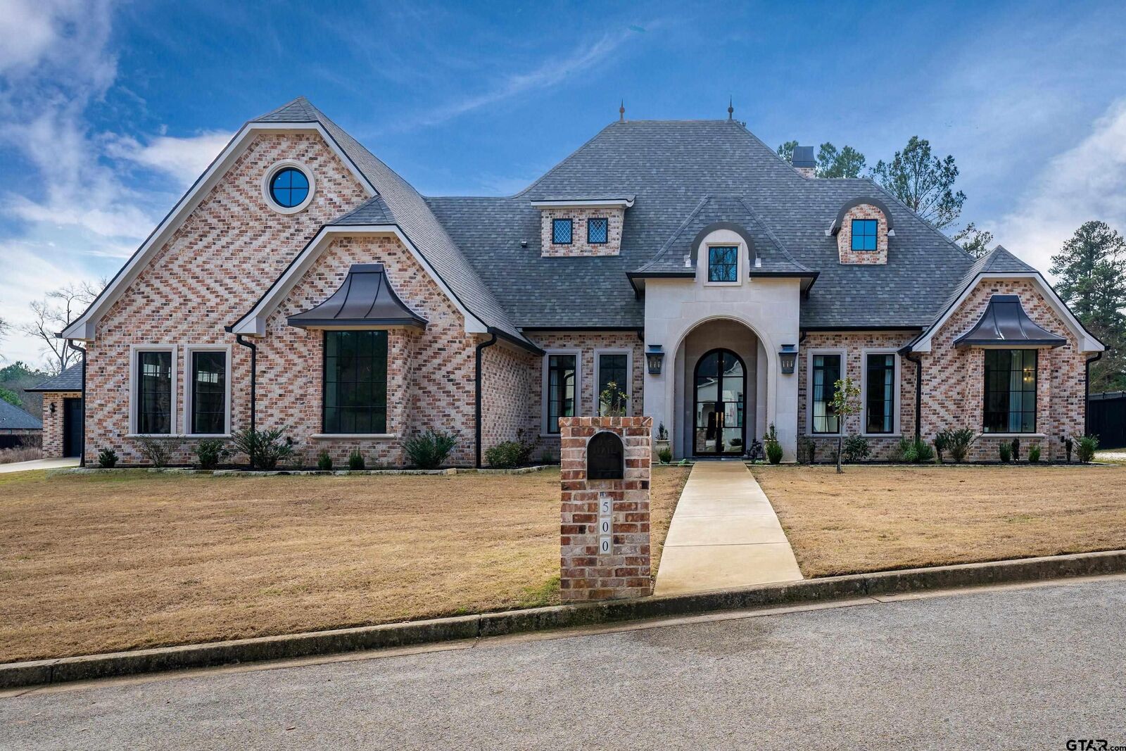 Property Photo:  500 Roberts Circle  TX 75605 