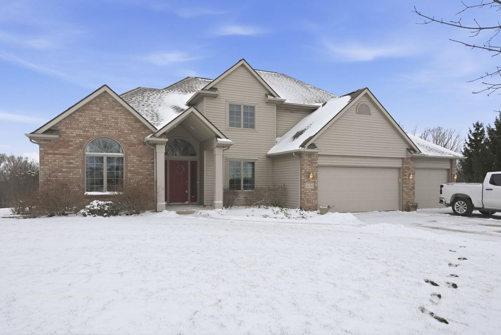 Property Photo:  1116 Butler Place  IN 46703 