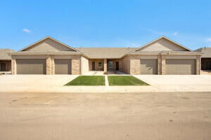 Property Photo:  5842 - 5848 Virginia Avenue  TX 79407 