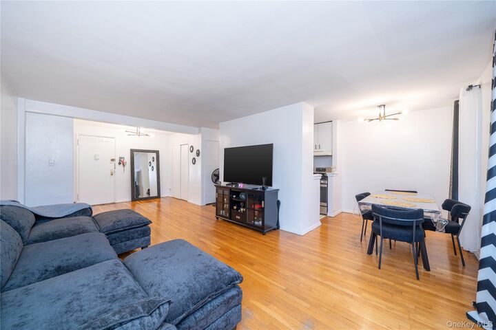Property Photo:  5775 Mosholu Avenue 3A  NY 10471 