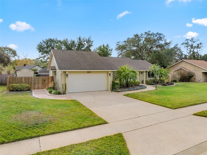 Property Photo:  109 Bantry Drive  FL 32746 