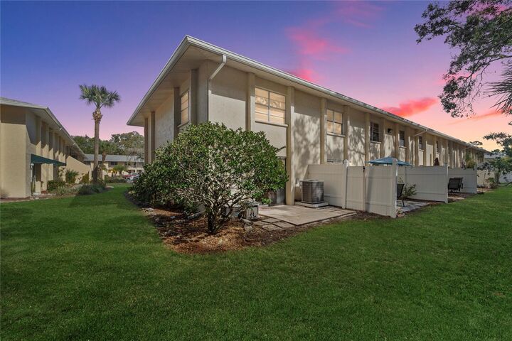 Property Photo: 4805 Rilma Avenue 108 FL 34234