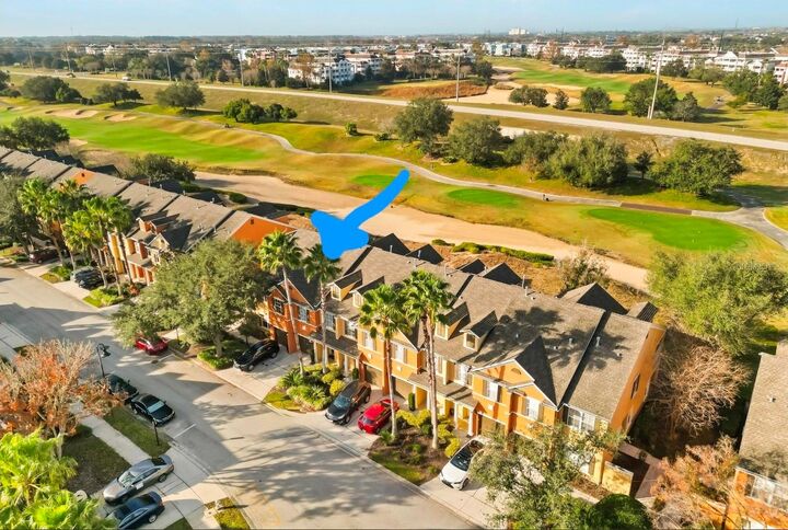 Property Photo:  856 Assembly Court  FL 34747 