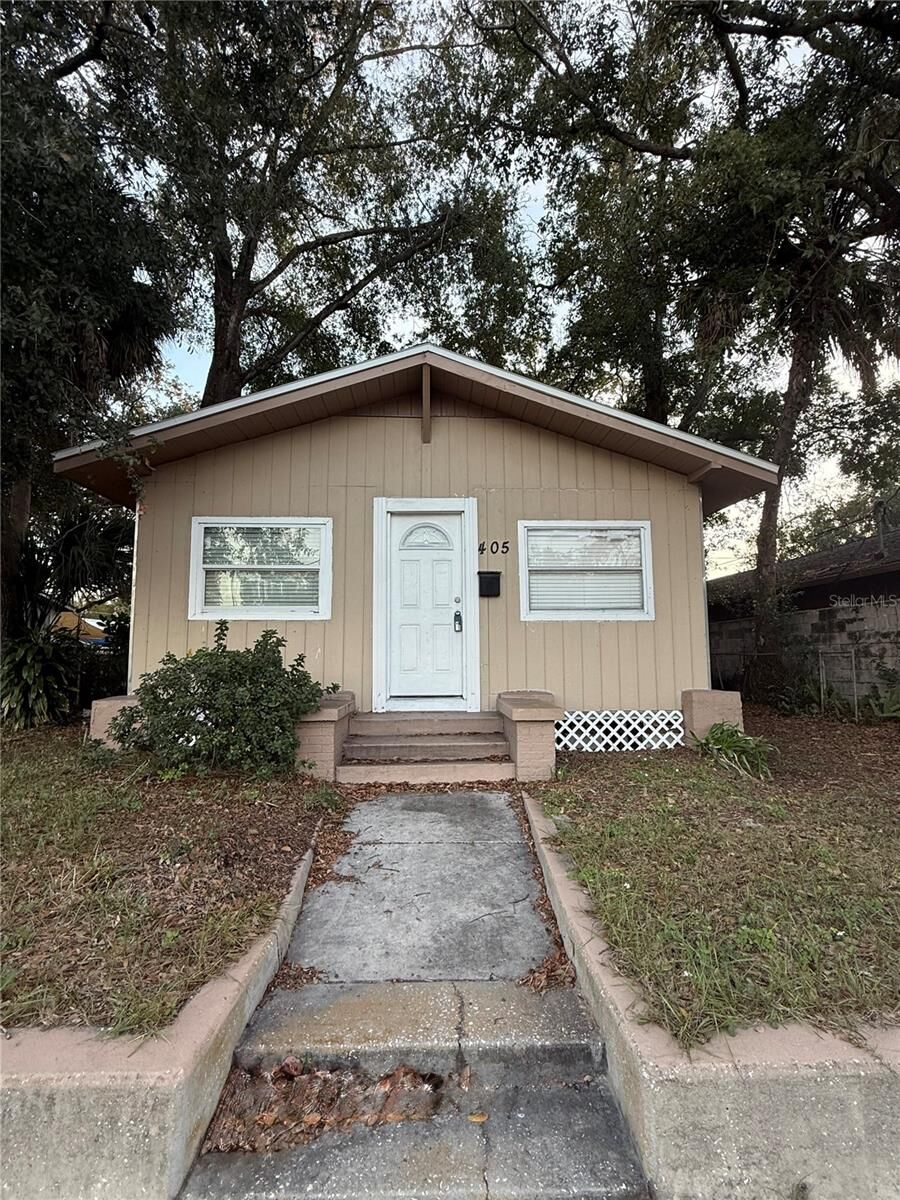 Property Photo:  405 E Dr. Martin Luther King Jr. Boulevard  FL 33603 