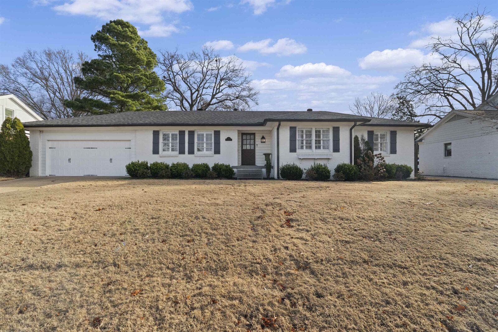 Property Photo:  194 Wallace Dr  TN 38117 