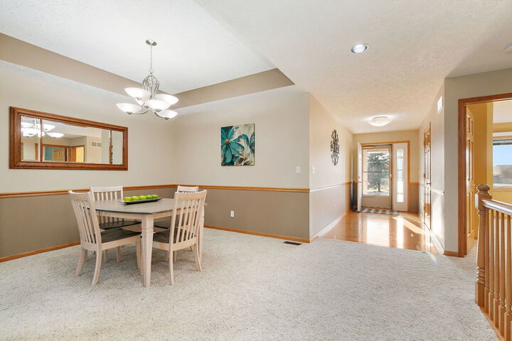 Property Photo: 543 Brant Circle IL 60115