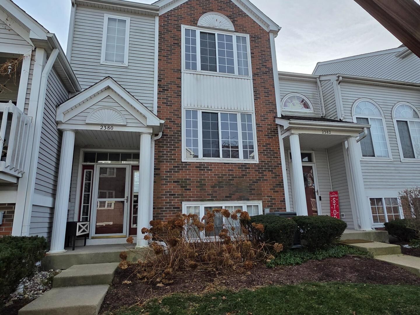 Property Photo:  2380 Dawson Lane  IL 60102 