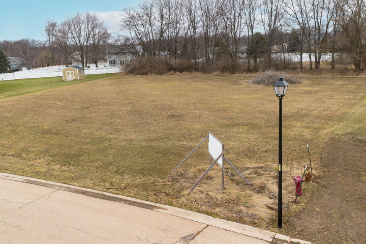 Property Photo:  800 Ann Marie Drive  IL 61373 