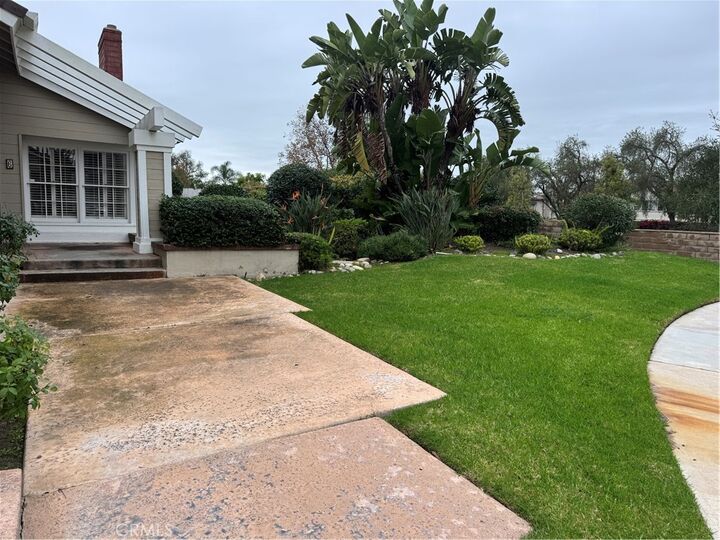 Property Photo:  6 Recodo  CA 92620 