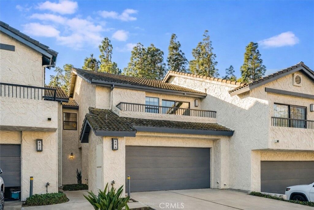 Property Photo:  646 Shady Lane  CA 93455 