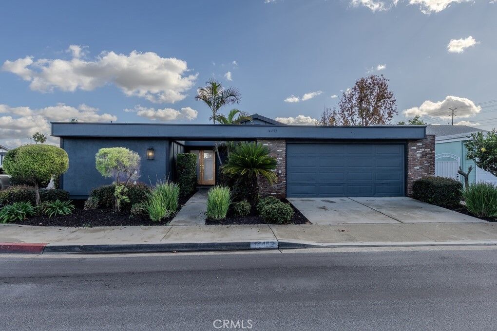 Property Photo: 14452 Denbigh Lane CA 92780