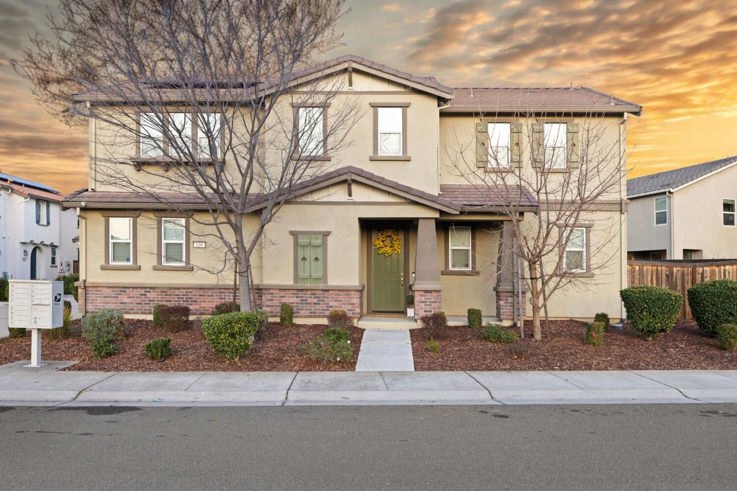 Property Photo:  150 Uccello Way  CA 95835 