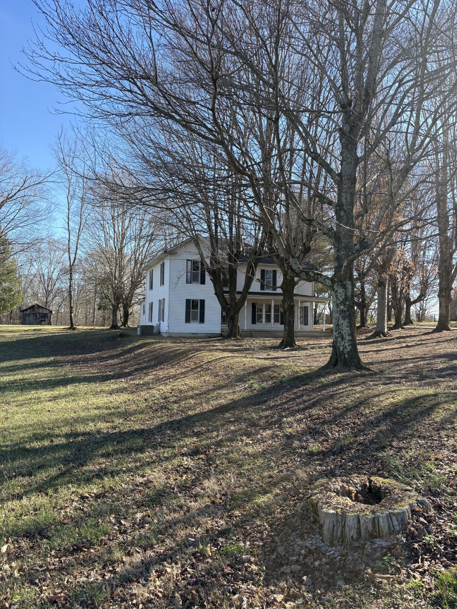 Property Photo:  328 Lafayette Rd  TN 37150 