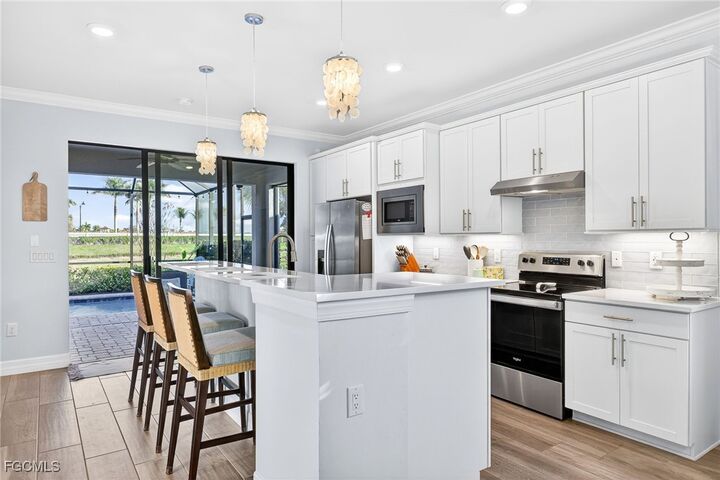 Property Photo:  11971 Westmoreland Way  FL 33913 