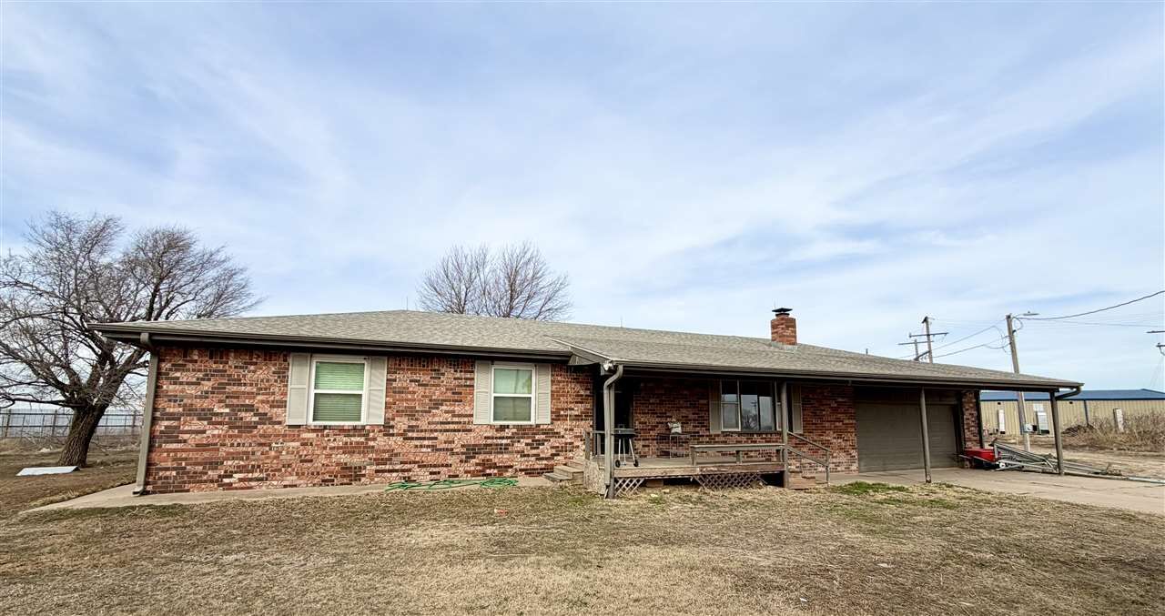 Property Photo:  21200 W Furguson Ave  OK 74646 