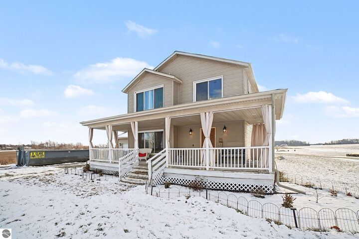 Property Photo:  1466 E Pickard Road  MI 48858 