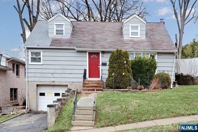 Property Photo:  655 Hamilton Avenue  NJ 07657 