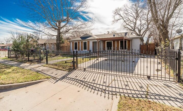 Property Photo:  8142 Rayville Drive  TX 75217 