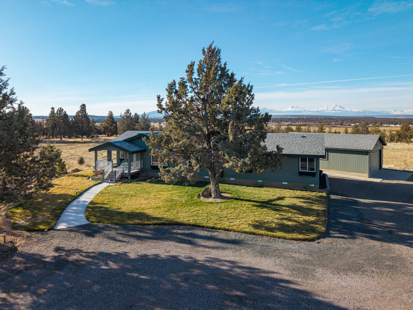Property Photo:  3250 NW Ice Avenue  OR 97760 
