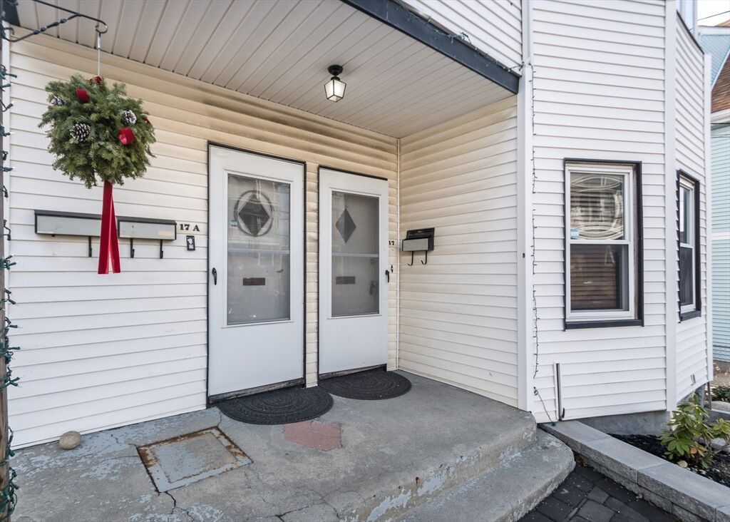 Property Photo:  17 Cleveland Ave 1  MA 02149 