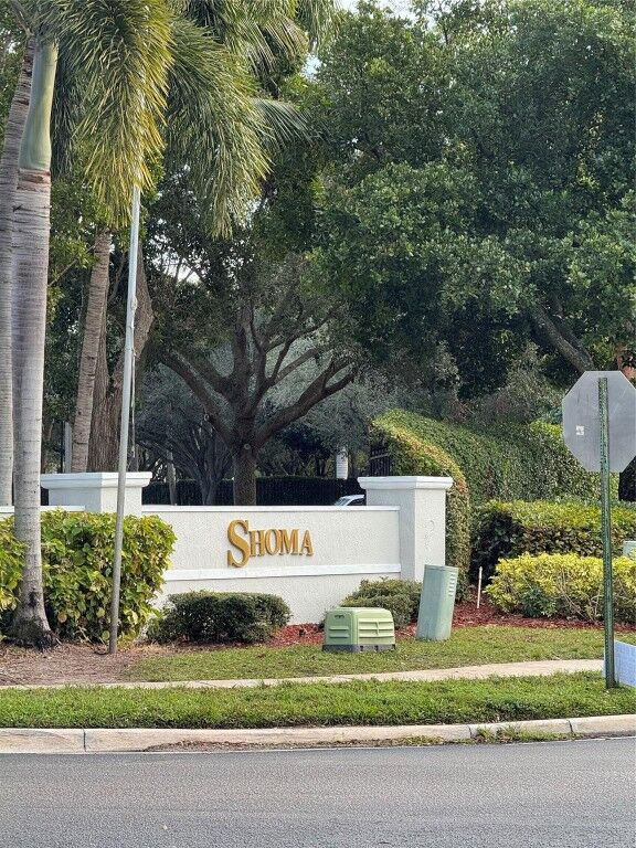 Property Photo:  2137 Shoma Drive 156 Bldg 17  FL 33414 