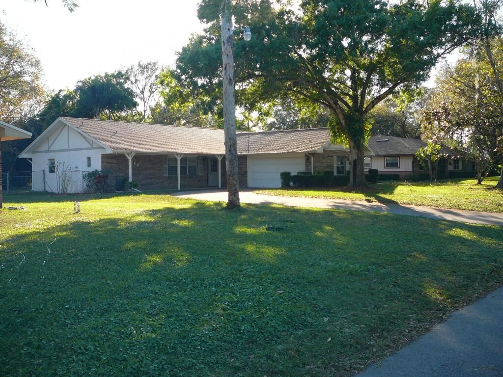 Property Photo:  2603 Gray Twig Lane  FL 34981 