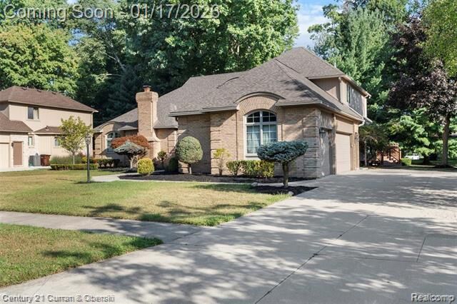 Property Photo:  9039 Oakridge Trail Trail  MI 48317 