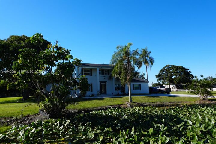 Property Photo:  7601 NW 82nd Ter  FL 33067 