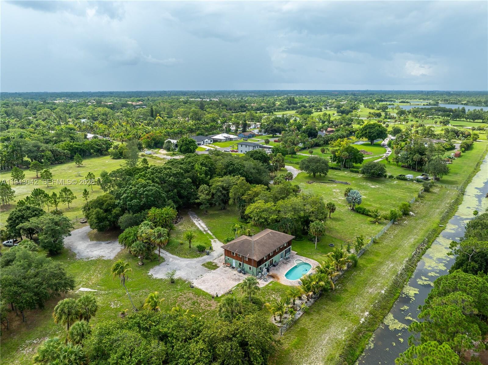 Property Photo: 576 Marshall Rd FL 33413
