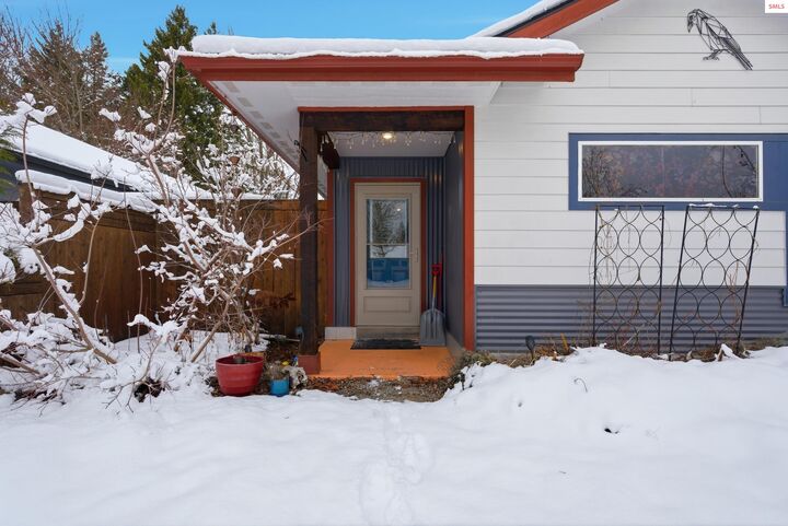 Property Photo: 1210 Spruce Street ID 83864