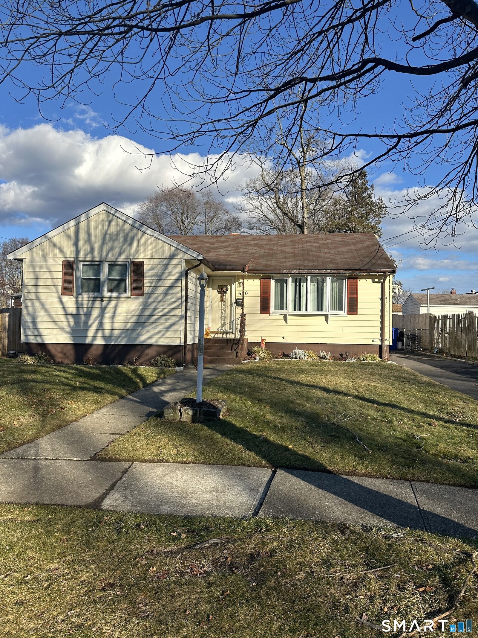 Property Photo:  670 Henry Avenue Extension  CT 06614 