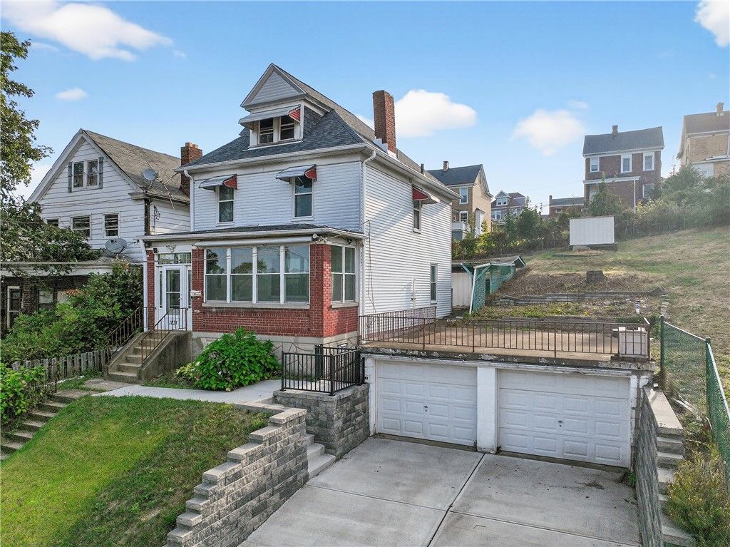 Property Photo:  1831 Woodward Ave  PA 15226 