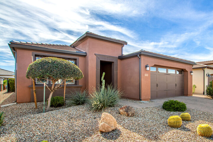 Property Photo:  775 E Farmers Lane  AZ 85140 