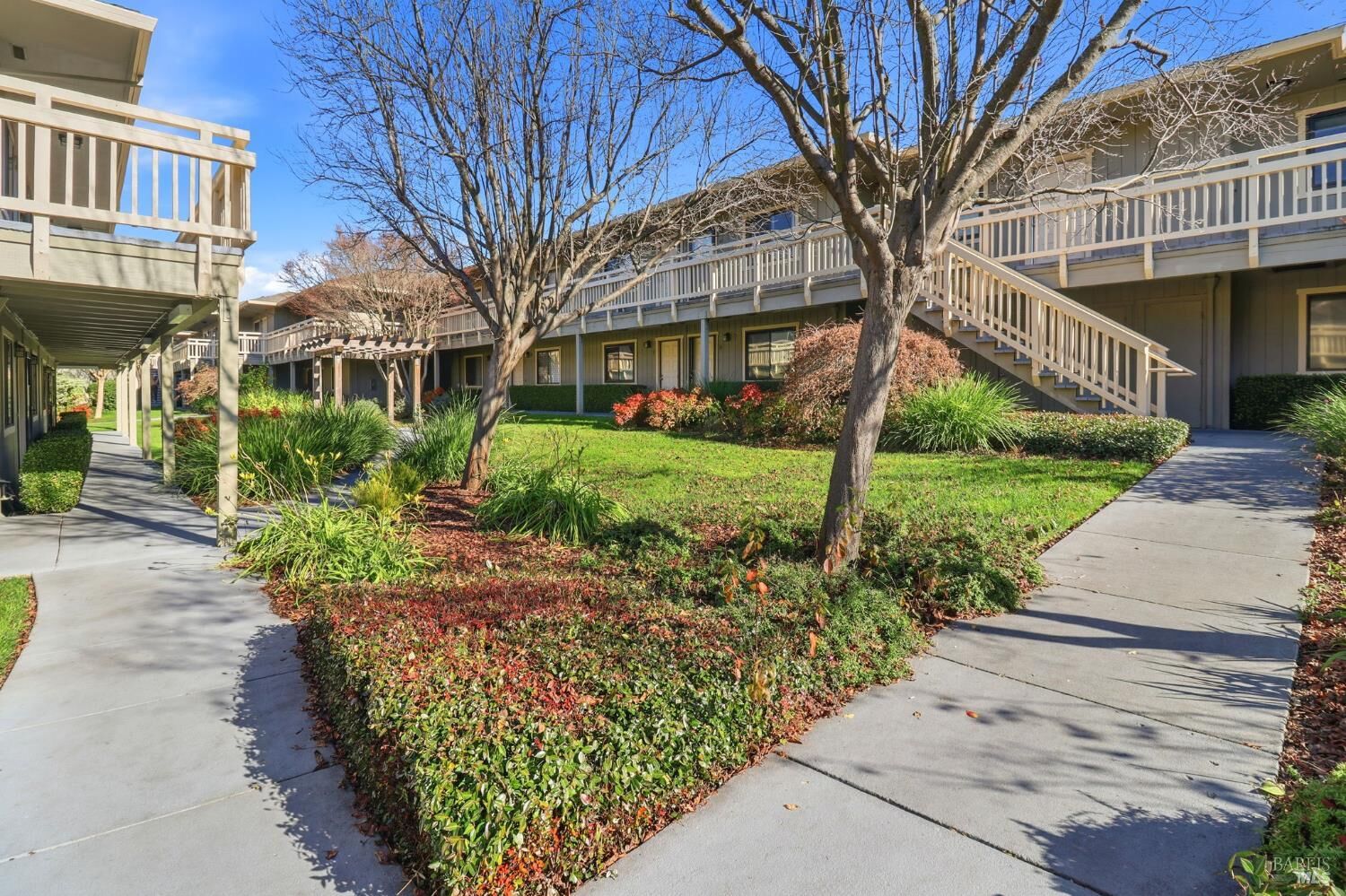 Property Photo:  720 Petaluma Boulevard 28  CA 94952 
