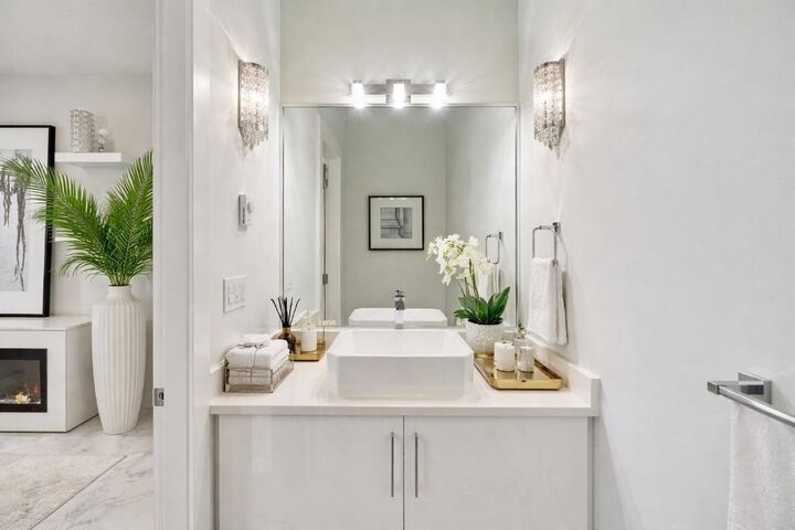 Property Photo:  14391 61A Avenue 16  BC V3X 0E5 