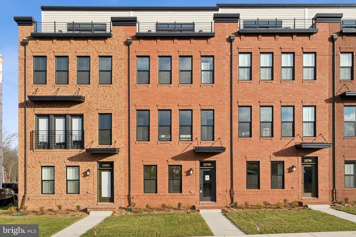 Property Photo:  22798 Tawny Pine  VA 20148 