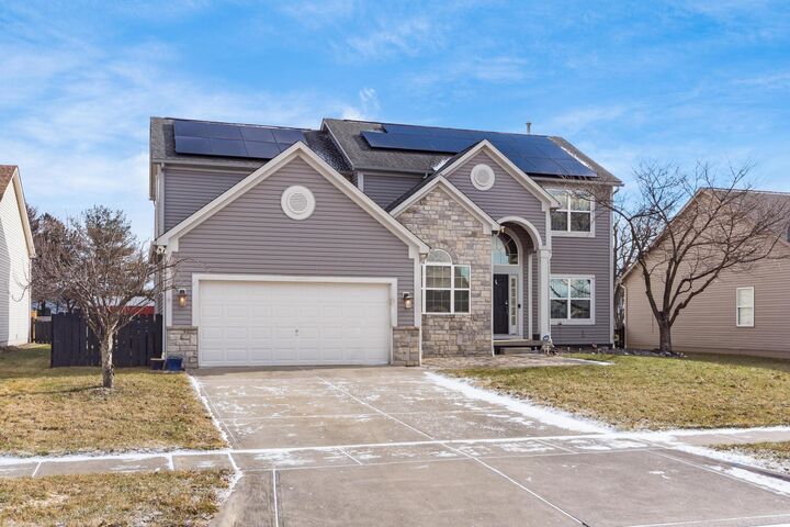 Property Photo:  4052 Ponds Edge Street  OH 43123 