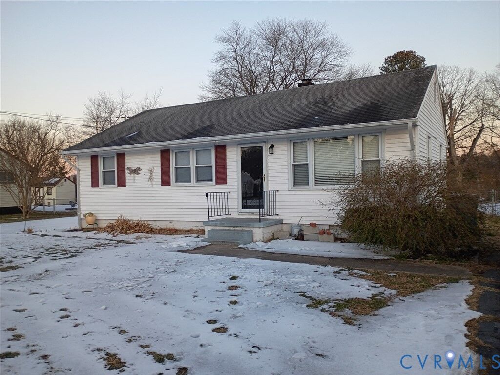 Property Photo: 411 Sherilyn Drive VA 23075