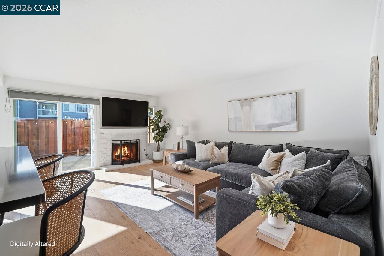 Property Photo:  242 Ashley Cir  CA 94526 