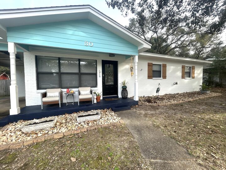 Property Photo: 30 Palmetto Drive FL 32569