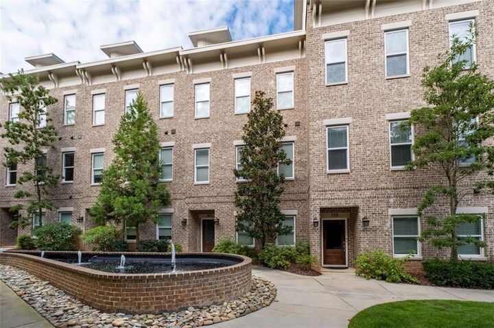 Property Photo:  353 Brownstones Circle NE  GA 30312 