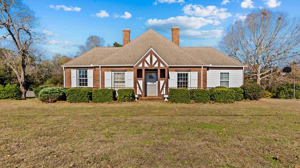 Property Photo: 104 3rd Avenue GA 31803