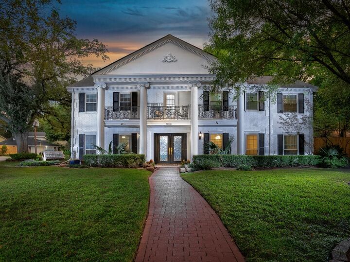 Property Photo:  8003 Twining Oaks Lane  TX 77379 