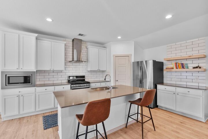 Property Photo:  12709 Sainsbury Drive  TX 77047 