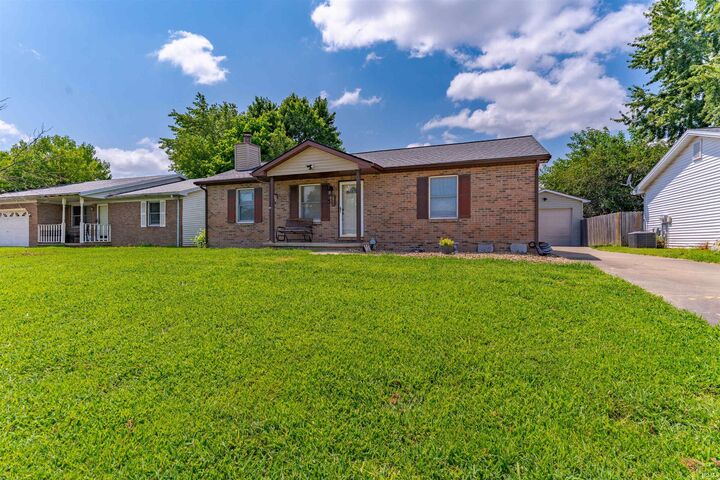 Property Photo: 2840 Squire Lane IN 47715