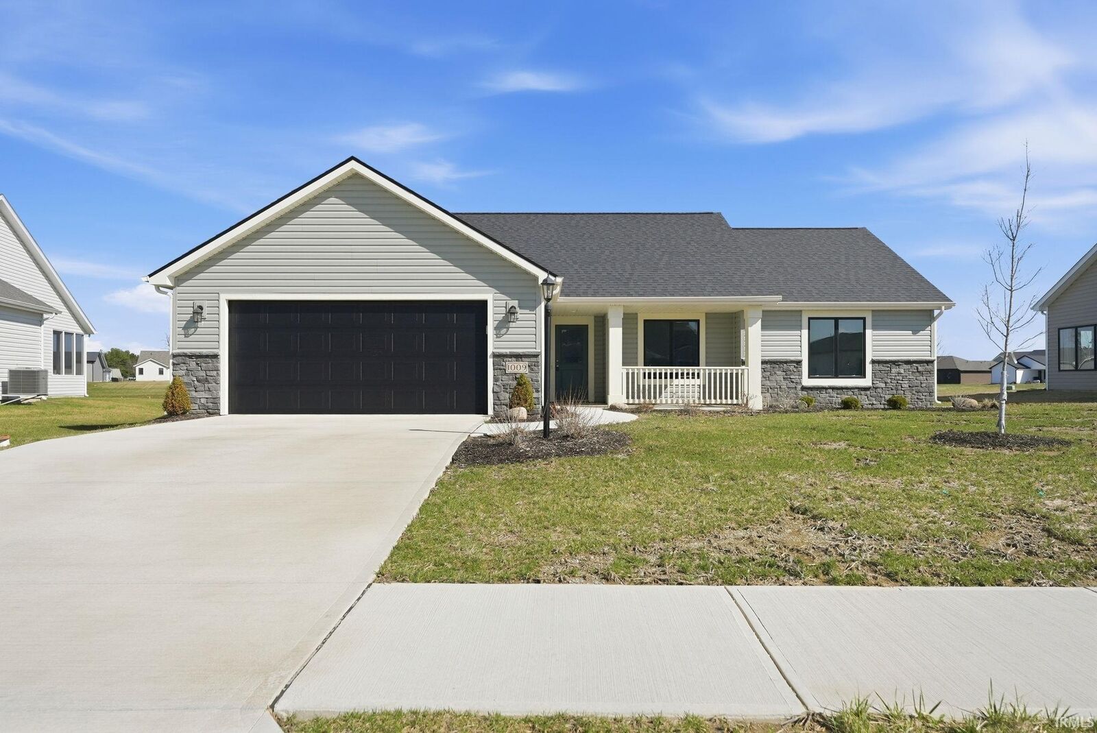 Property Photo:  1009 Zenos Boulevard  IN 46818 