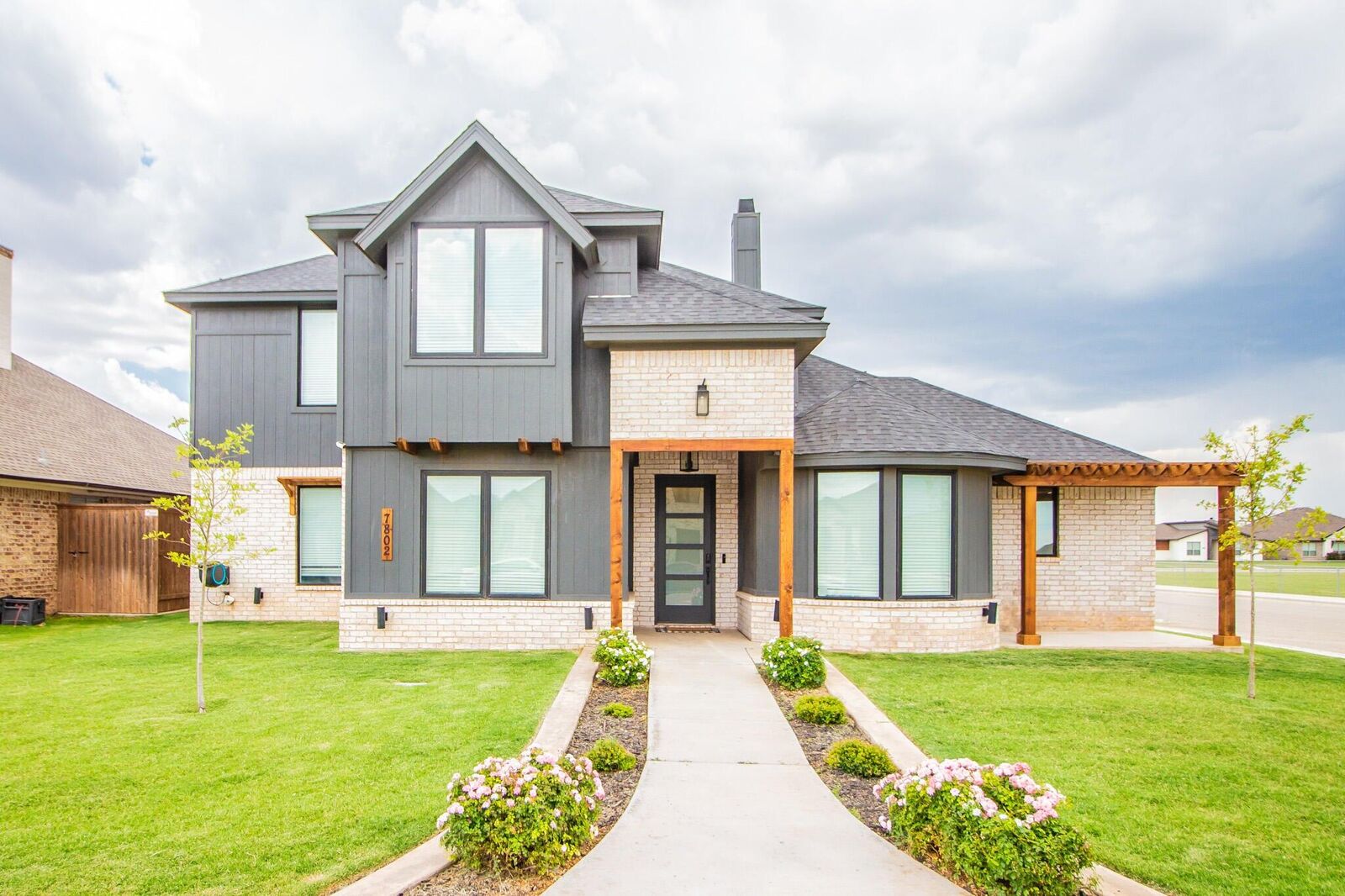 Property Photo: 7802 56th Street TX 79407