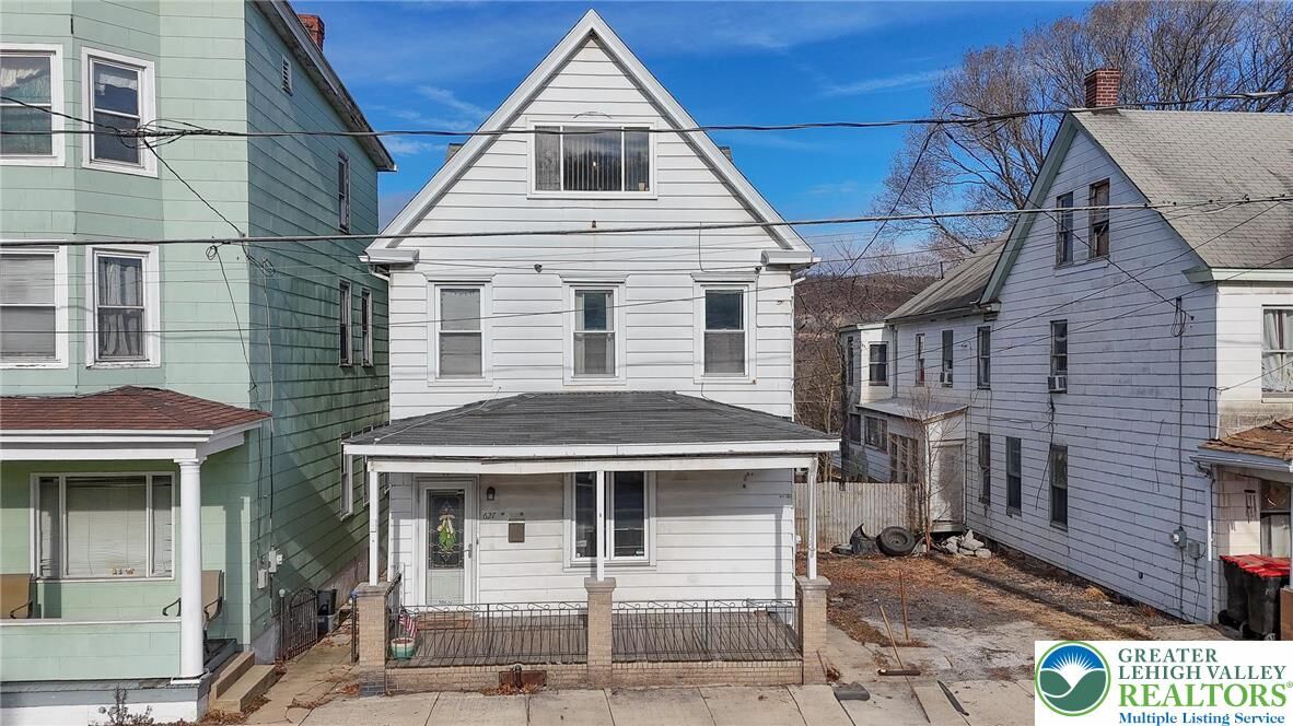 Property Photo: 627 E Patterson Street PA 18232